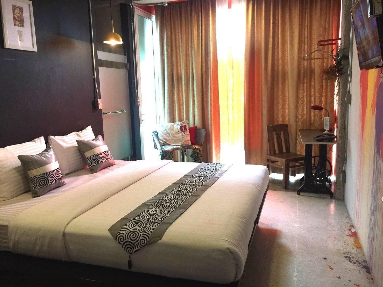 Silom Art Hostel Bangkok Kültér fotó