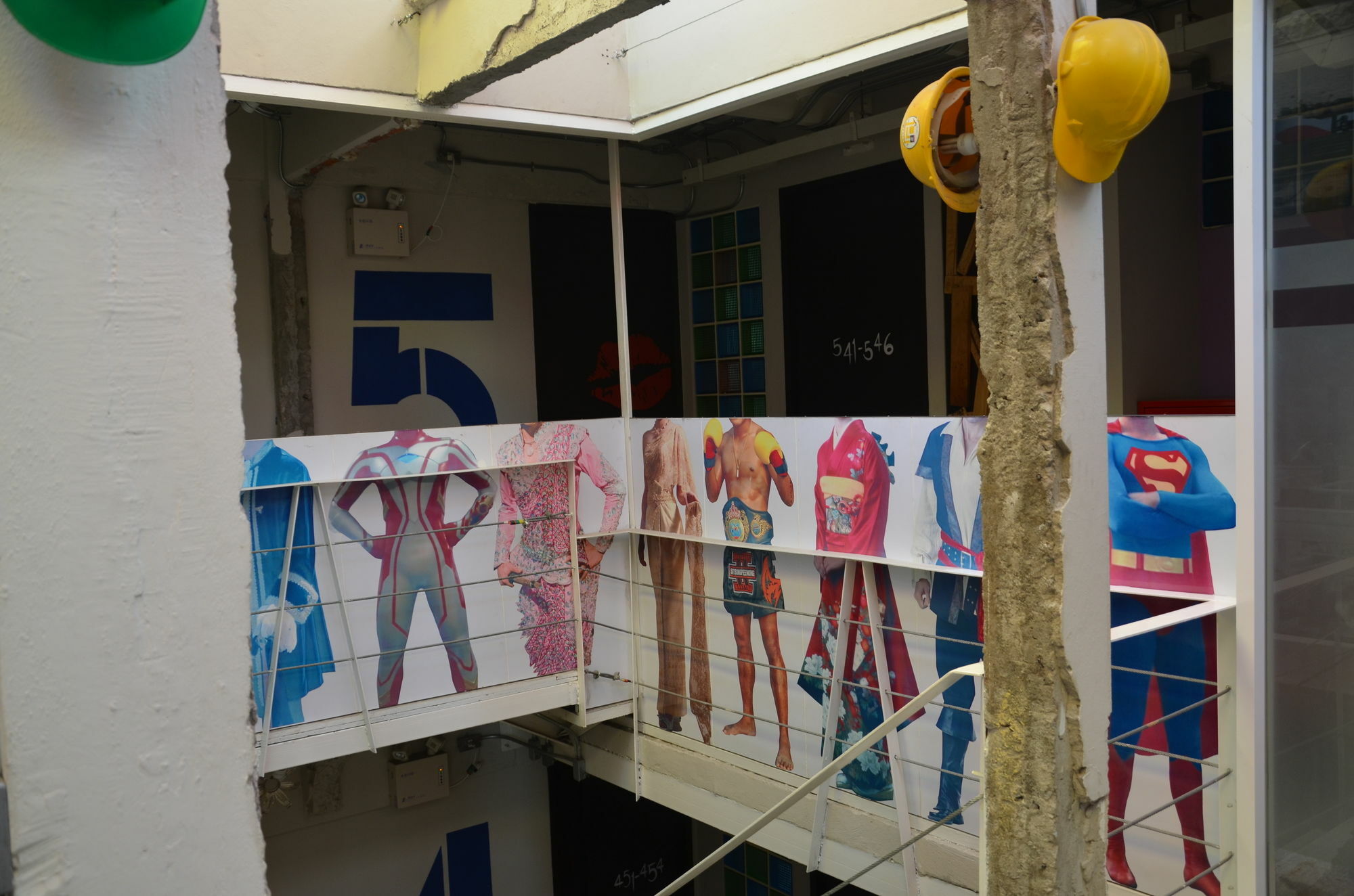Silom Art Hostel Bangkok Kültér fotó