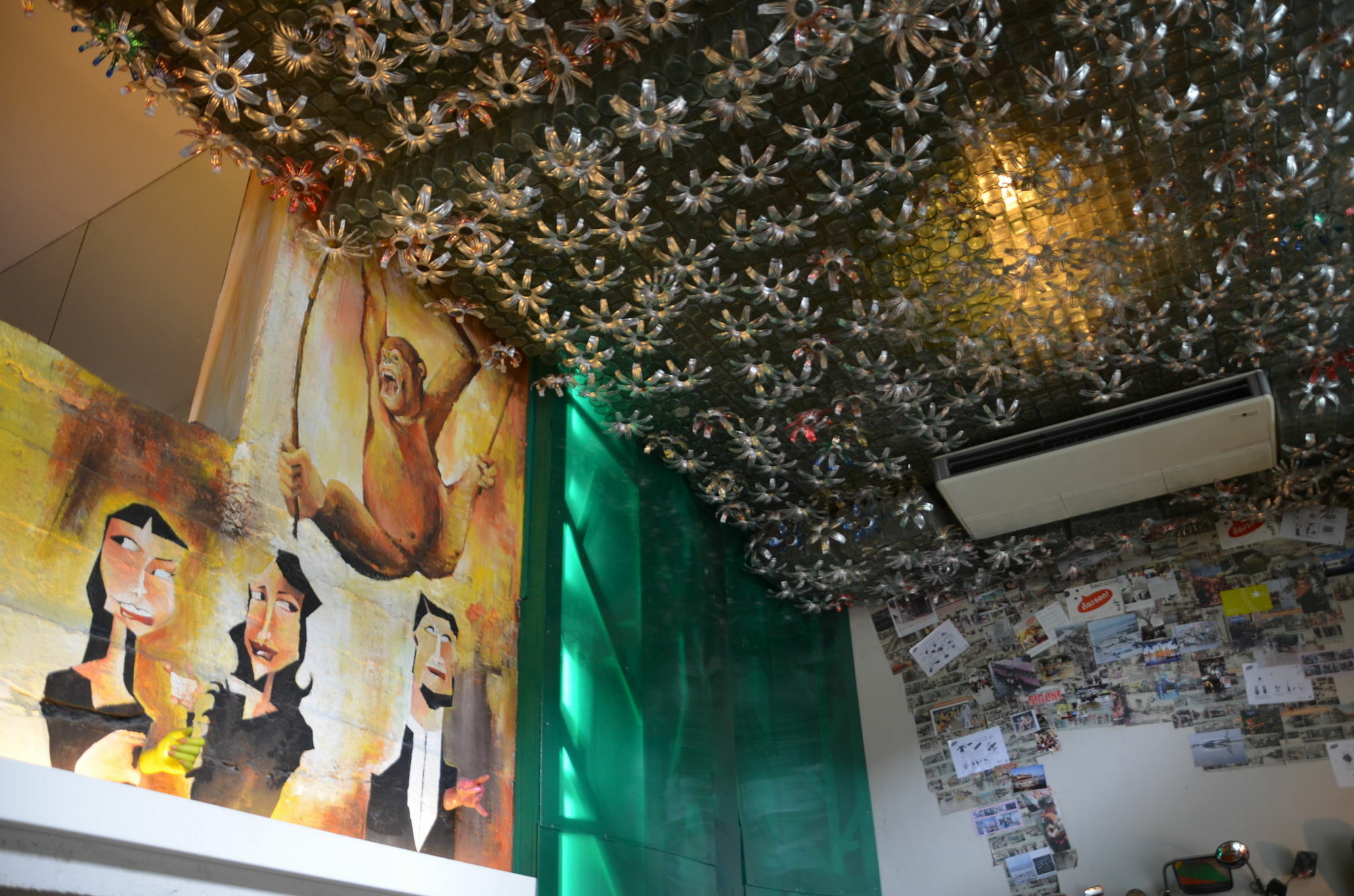 Silom Art Hostel Bangkok Kültér fotó